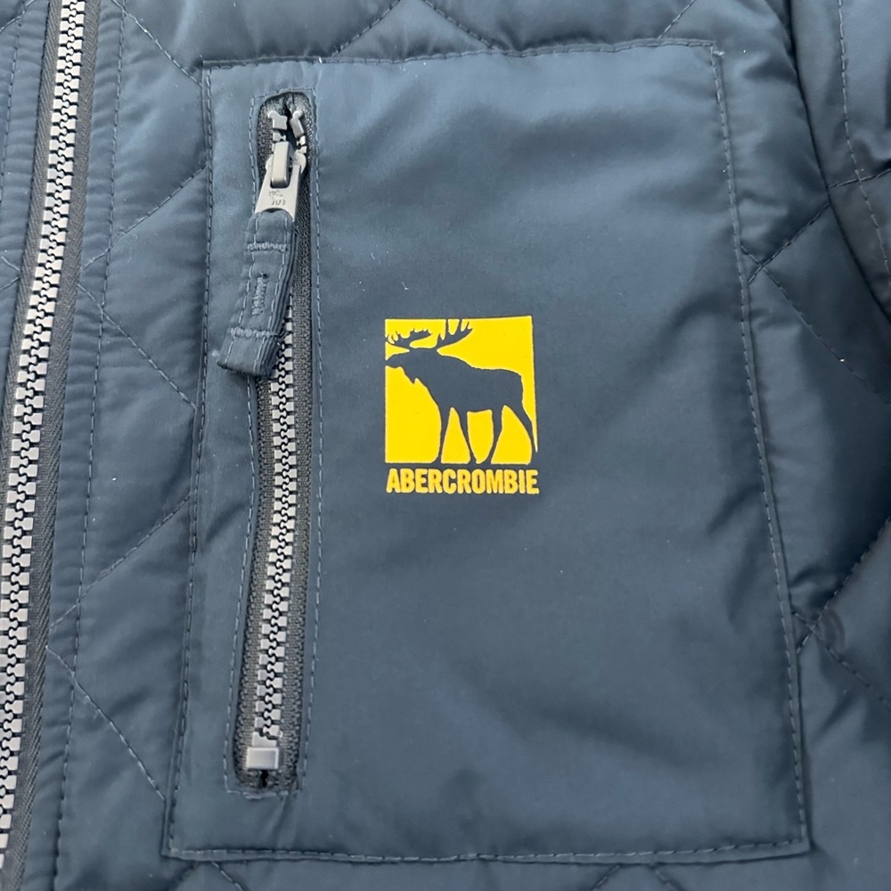 Abercrombie Kids Navy Jacket with Mustard Lining - Picture 2 of 9